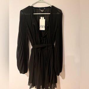 Never worn Zara black dress! Tags on!